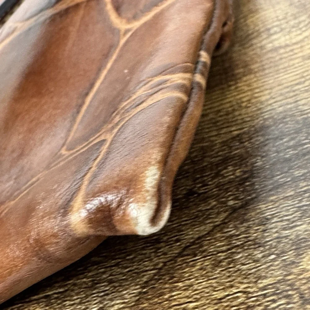 Vintage Dooney & Bourke Croc-embossed Brown Leather Clutch w/ Strap 10x5